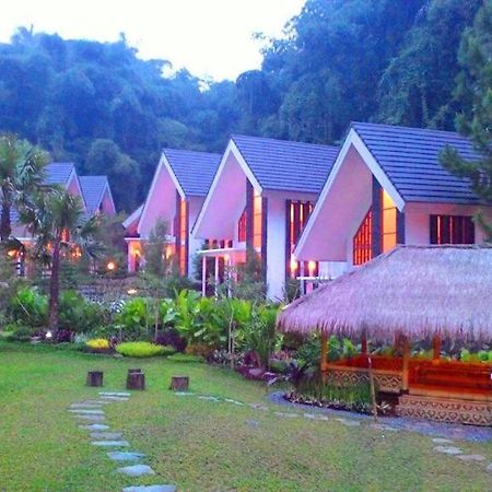 Zuri Resort Cipanas ปุนจัก ภายนอก รูปภาพ